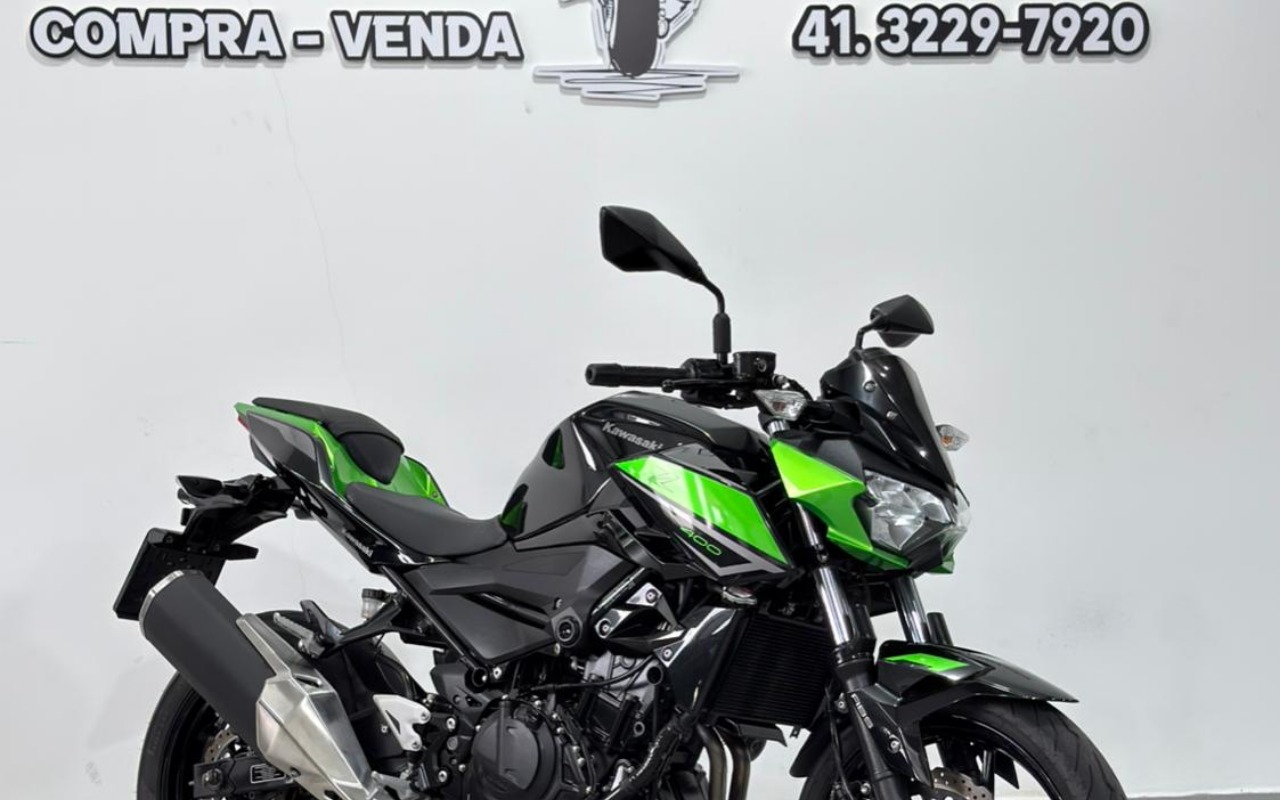 KAWASAKI Z 400 2020 Verde — foto 1 de 3