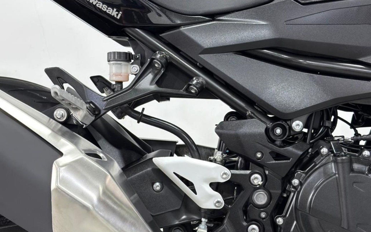 imagem-https://www.socarrao.com.br/sc-vehicle-images-prod/3147045/1786451761437-V2hhdHNBcHAgSW1hZ2UgMjAyNS0xMS0xNyBhdCAxNi40OC4wMSAoMikuanBlZw.jpeg
