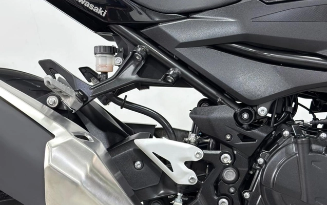 imagem-https://www.socarrao.com.br/sc-vehicle-images-prod/3147045/1786451761437-V2hhdHNBcHAgSW1hZ2UgMjAyNS0xMS0xNyBhdCAxNi40OC4wMSAoMikuanBlZw.jpeg
