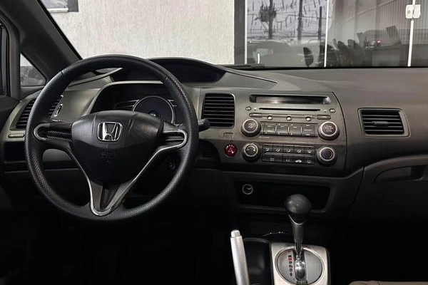 imagem-https://www.socarrao.com.br/sc-vehicle-images-prod/3147313/1787237594509-8367321_16_B_f0eabca11d.jpeg