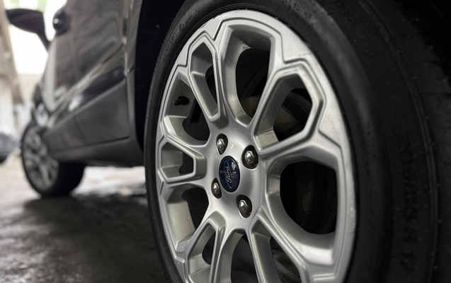 imagem-https://www.socarrao.com.br/sc-vehicle-images-prod/3147599/1786453879174-5def18cb-55f6-4db9-bde4-67f3554a92df.jpg
