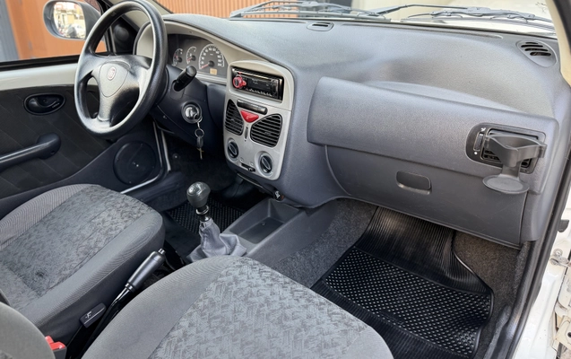 imagem-https://www.socarrao.com.br/sc-vehicle-images-prod/3147620/1786454002123-003_c184480b8b06068a9115c919f8ae15af.jpeg