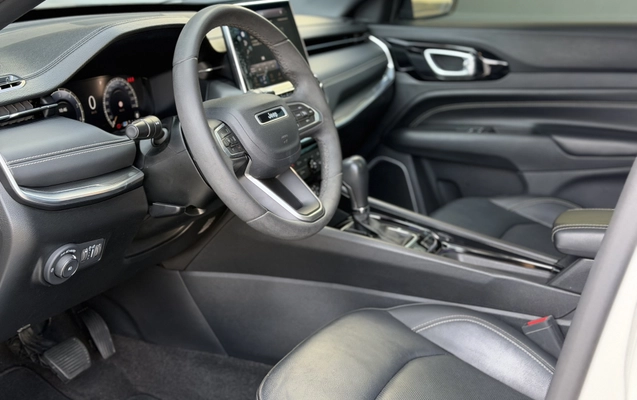 imagem-https://www.socarrao.com.br/sc-vehicle-images-prod/3147697/1786454122744-003_2d87c45ca21c9222150eaf71ac646e39.jpeg