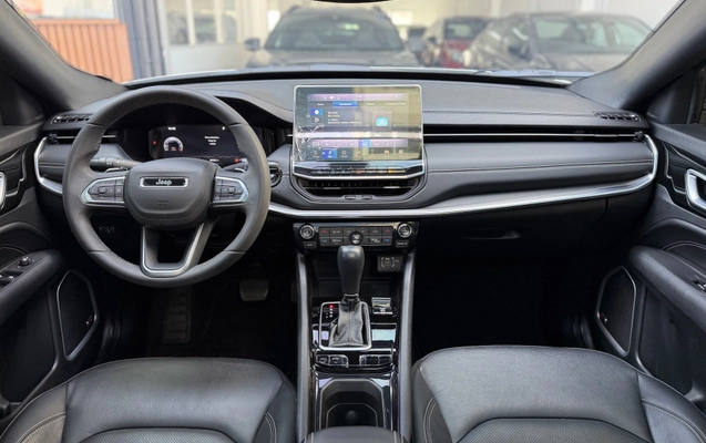 imagem-https://www.socarrao.com.br/sc-vehicle-images-prod/3147697/1786454122752-003_28b147b9325270e4ba8eaccbf2f1ce73.jpeg