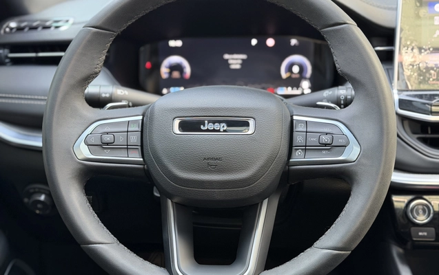 imagem-https://www.socarrao.com.br/sc-vehicle-images-prod/3147697/1786454122757-003_7904ef6d05965335bb452afd6eec6a9e.jpeg