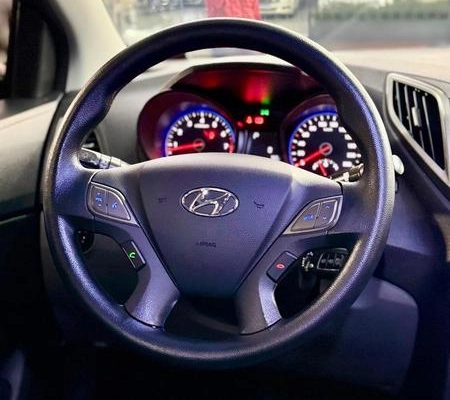 imagem-https://www.socarrao.com.br/sc-vehicle-images-prod/3147842/1786454699362-8262729_16_B_cc081d9532.jpeg