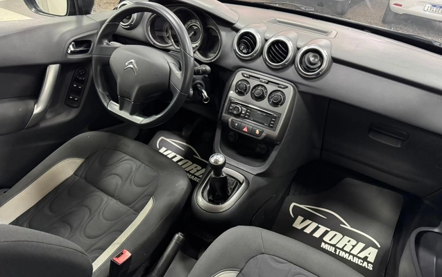 imagem-https://www.socarrao.com.br/sc-vehicle-images-prod/3147960/1786455313790-896fb4ce095649bbb1c8b8a2139132b3_1786373028193.jpg