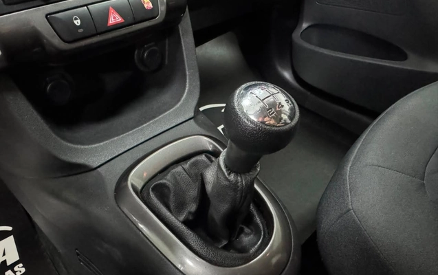 imagem-https://www.socarrao.com.br/sc-vehicle-images-prod/3147960/1786455313795-f2fd2ad6873f4a32970e5069bdf7806a_1786373028207.jpg