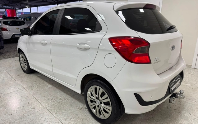 imagem-https://www.socarrao.com.br/sc-vehicle-images-prod/3147986/1786455556608-ba7948a951164e3890292c9a52077f8a_1786137596499.jpg