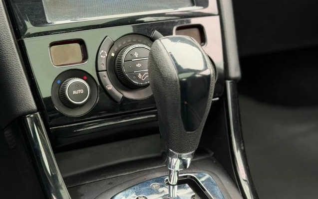 imagem-https://www.socarrao.com.br/sc-vehicle-images-prod/3148041/1786456429564-69436a7a49705cae2.jpeg