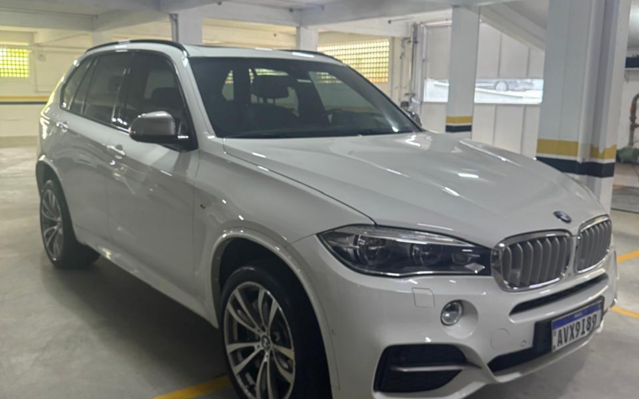 BMW X5 2016 Branco — foto 1 de 3
