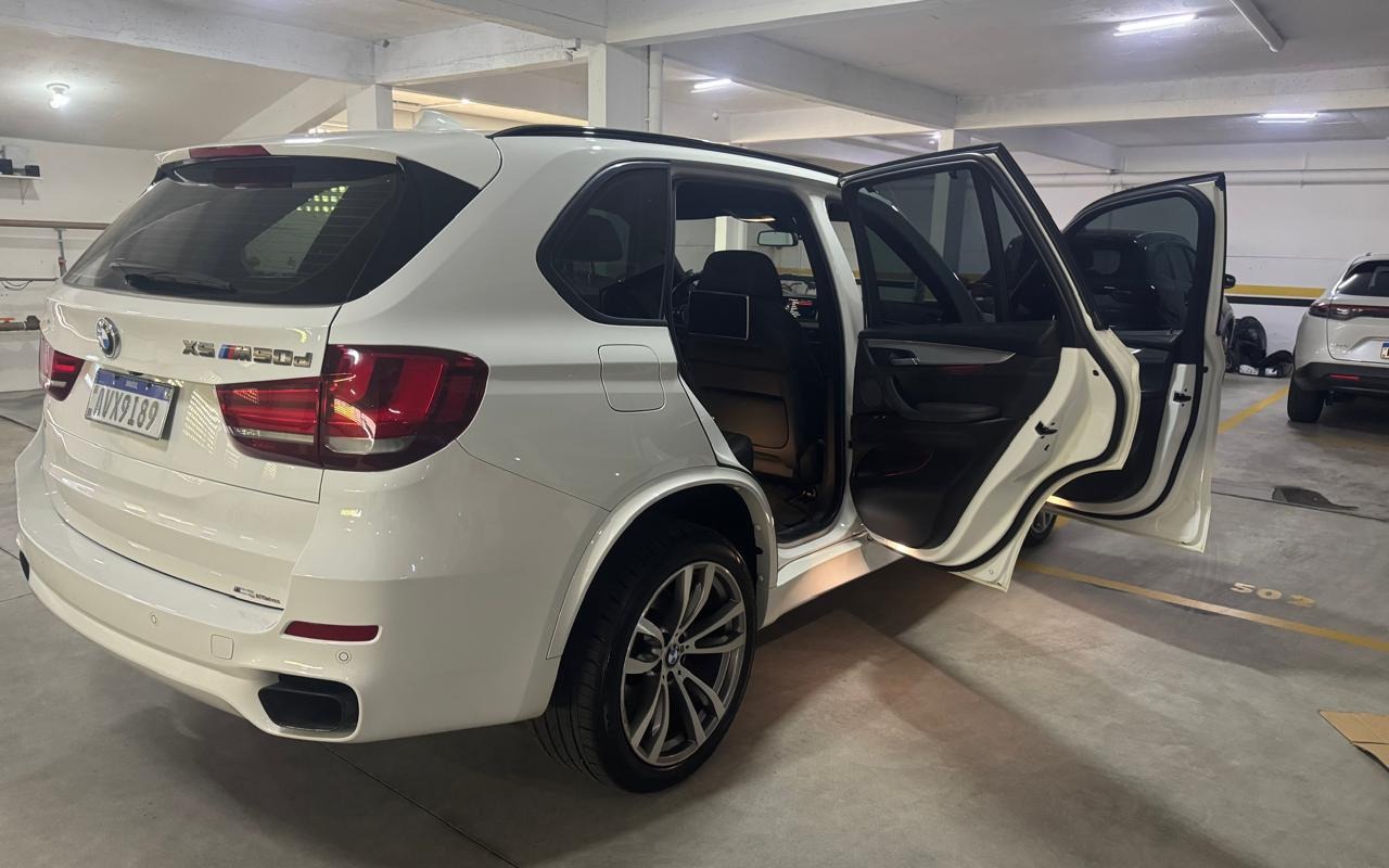 imagem-https://www.socarrao.com.br/sc-vehicle-images-prod/3148072/1786478484810-V2hhdHNBcHAgSW1hZ2UgMjAyNi0wOC0xMSBhdCAxNi41OC4zNiAoMikuanBlZw.jpeg