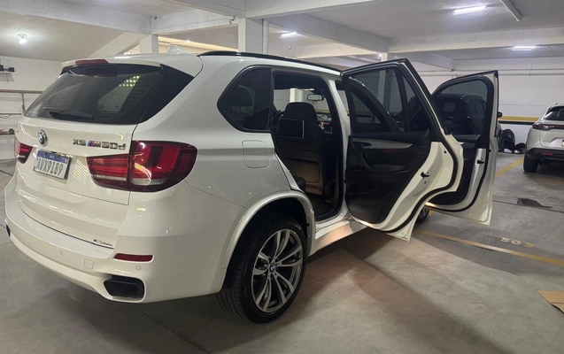 imagem-https://www.socarrao.com.br/sc-vehicle-images-prod/3148072/1786478484810-V2hhdHNBcHAgSW1hZ2UgMjAyNi0wOC0xMSBhdCAxNi41OC4zNiAoMikuanBlZw.jpeg