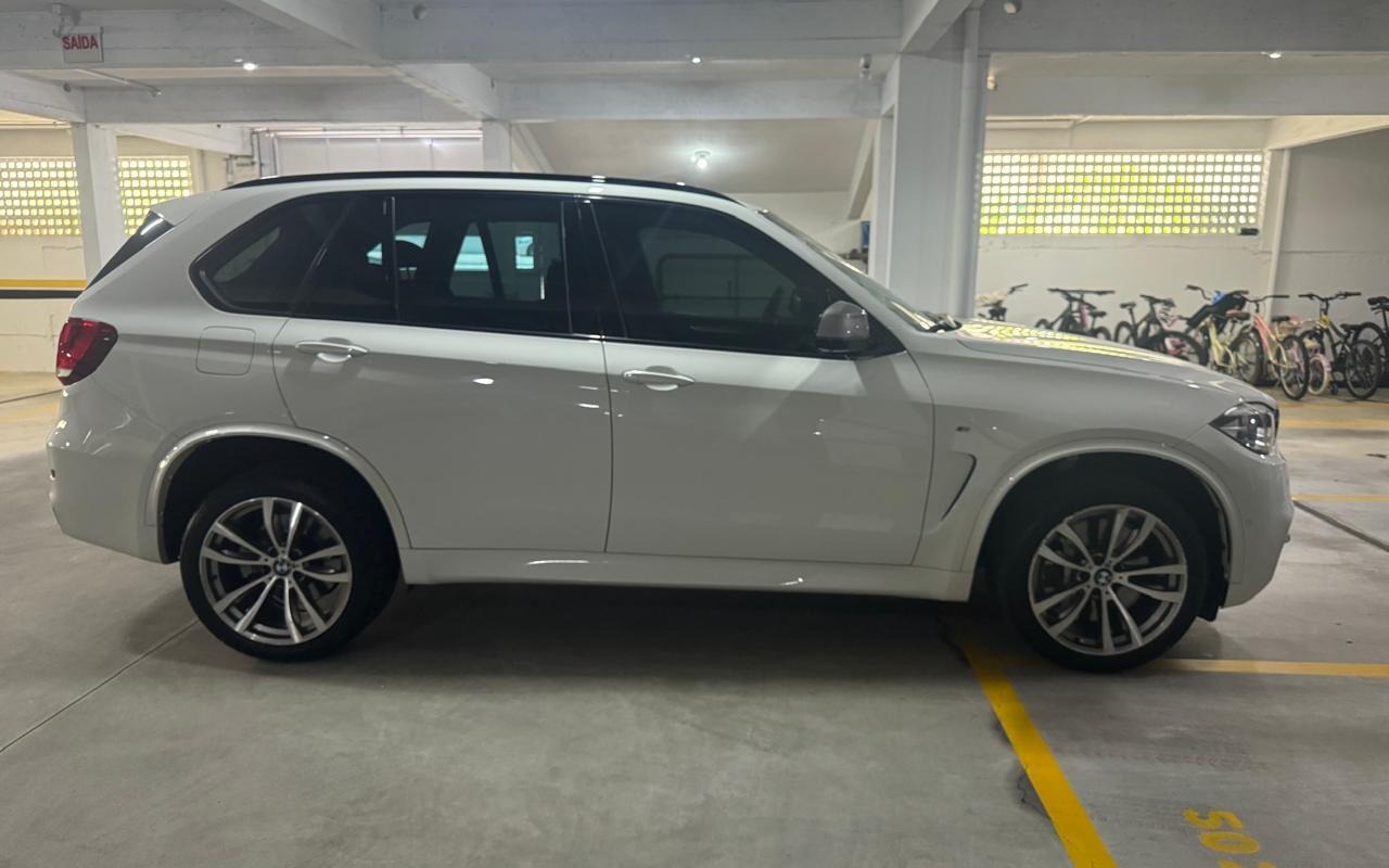 imagem-https://www.socarrao.com.br/sc-vehicle-images-prod/3148072/1786478485125-V2hhdHNBcHAgSW1hZ2UgMjAyNi0wOC0xMSBhdCAxNi41OC4zNSAoMSkuanBlZw.jpeg