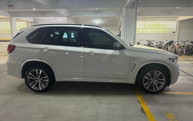 imagem-https://www.socarrao.com.br/sc-vehicle-images-prod/3148072/1786478485125-V2hhdHNBcHAgSW1hZ2UgMjAyNi0wOC0xMSBhdCAxNi41OC4zNSAoMSkuanBlZw.jpeg