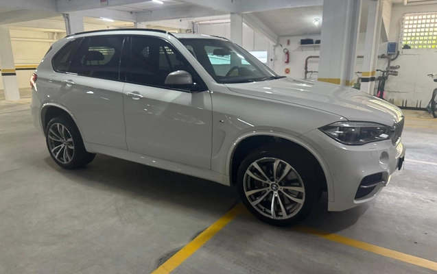 imagem-https://www.socarrao.com.br/sc-vehicle-images-prod/3148072/1786478485702-V2hhdHNBcHAgSW1hZ2UgMjAyNi0wOC0xMSBhdCAxNi41OC4zNS5qcGVn.jpeg