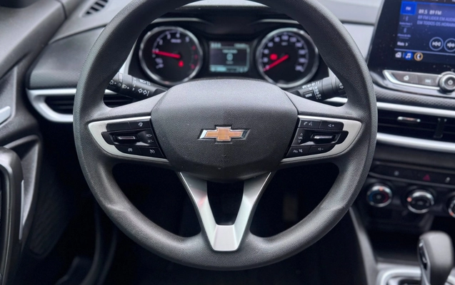 imagem-https://www.socarrao.com.br/sc-vehicle-images-prod/3148106/1786457234035-SU1HLTIwMjYwODA4LVdBMDA1My5qcGc.jpg