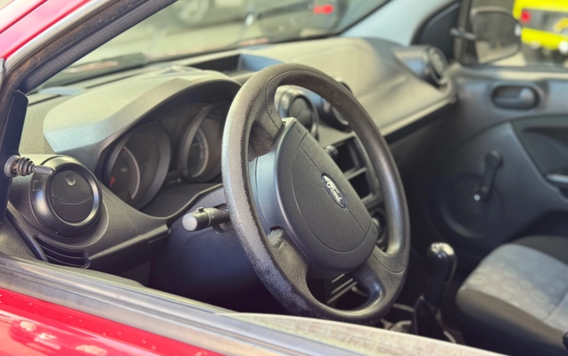imagem-https://www.socarrao.com.br/sc-vehicle-images-prod/3148118/1786457469145-8e919f2cd1394e5c932dcd183f052e54_1785852540266.jpg