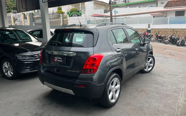 imagem-https://www.socarrao.com.br/sc-vehicle-images-prod/3148186/1789225250401-gb-795a7a8.jpeg