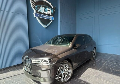 Bmw iX 2024 Cinza — foto 1 de 3