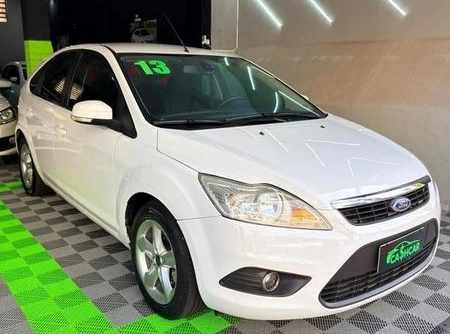 Ford Focus 2013 Branco — foto 1 de 1