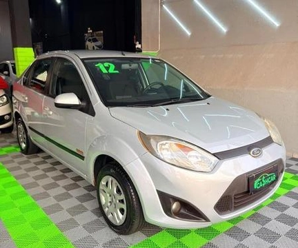 Ford Fiesta 2012 Prata — foto 1 de 1