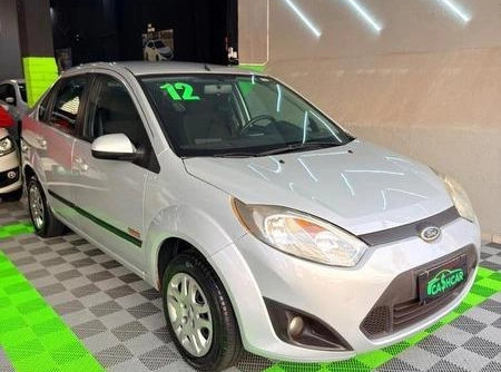 Ford Fiesta 2012 Prata — foto 1 de 1