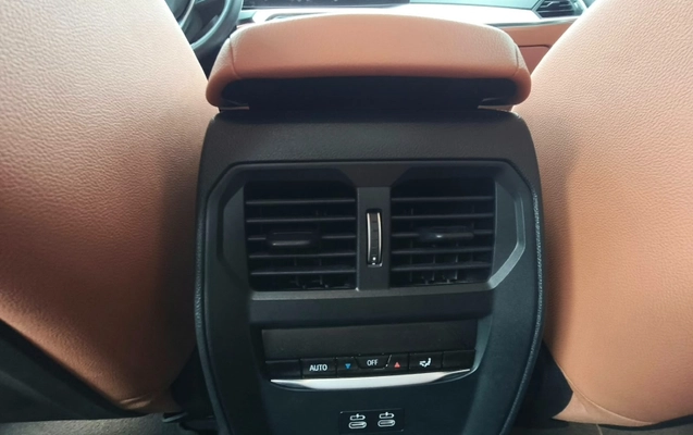imagem-https://www.socarrao.com.br/sc-vehicle-images-prod/3148260/1788976669697-75cvfWqVfcJKMhKrY1D0RJyb5e4jdjc0.jpg