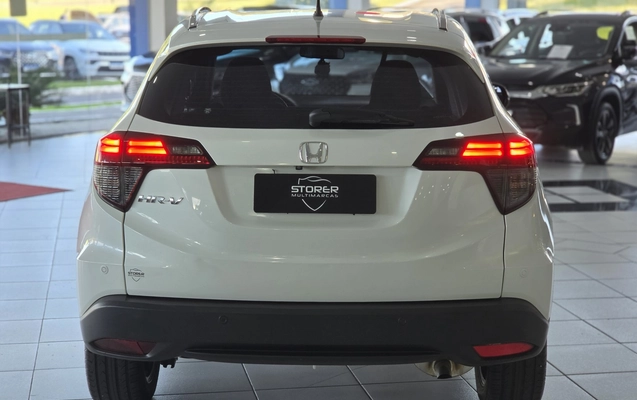 imagem-https://www.socarrao.com.br/sc-vehicle-images-prod/3148279/1786459131752-1_041808.jpg