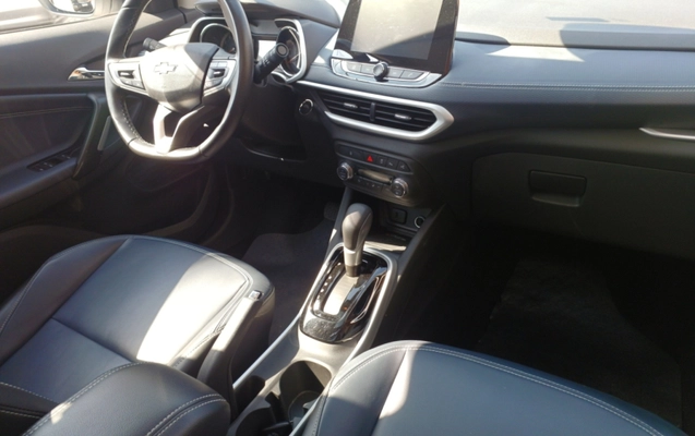 imagem-https://www.socarrao.com.br/sc-vehicle-images-prod/3148321/1787146232594-app-photos-zQjOFReM9j8KibZVYb3StNSMVi6Vr5VD.jpg