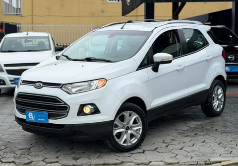 Ford EcoSport 2015 Branco — foto 1 de 3