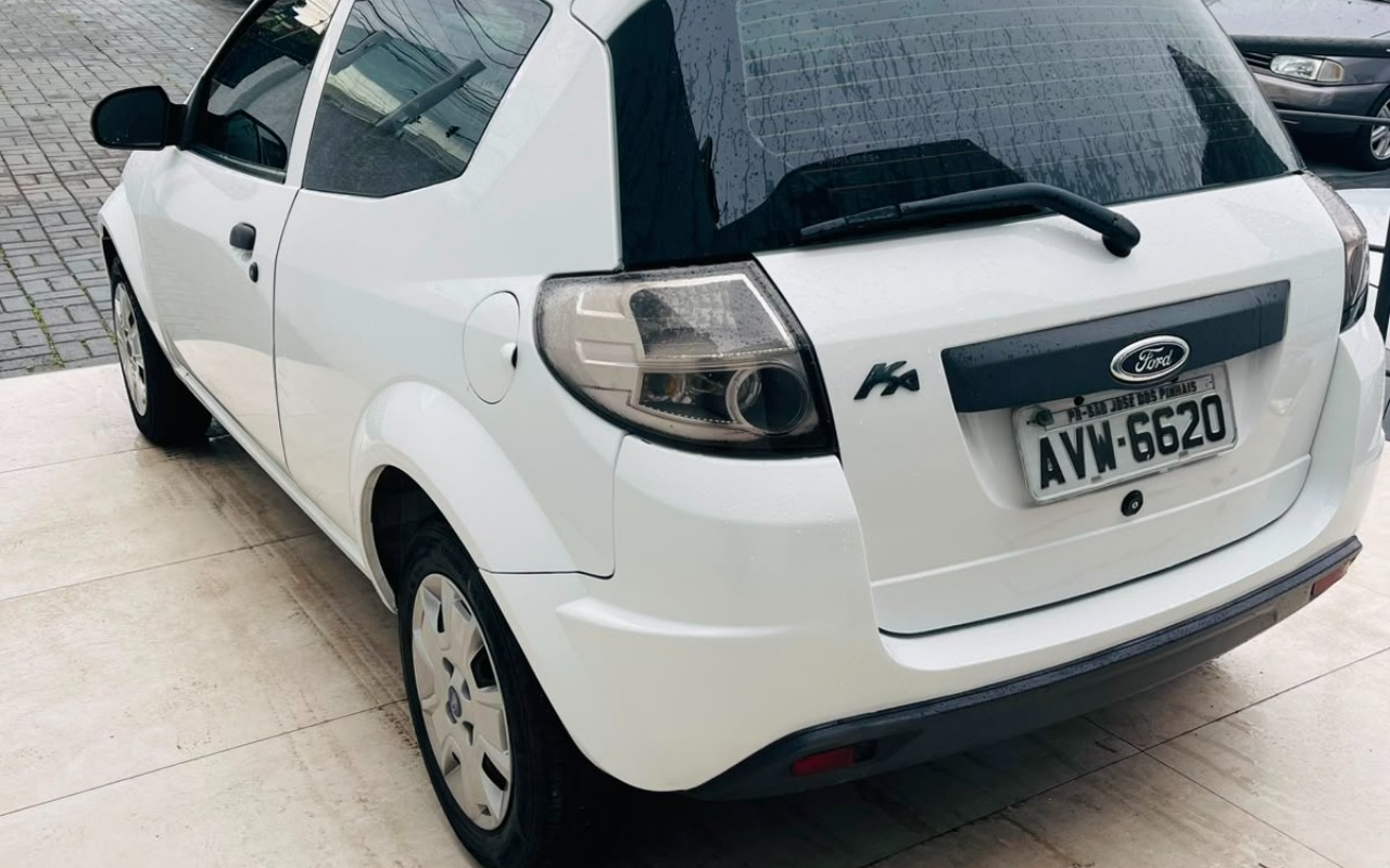 imagem-https://www.socarrao.com.br/sc-vehicle-images-prod/3148354/1786460020450-V2hhdHNBcHAgSW1hZ2UgMjAyNi0wOC0wNSBhdCAxNi40OS4wNyAoMikuanBlZw.jpeg