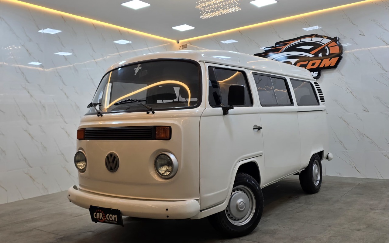 Volkswagen Kombi Lotação 1.6 MPI - foto 2