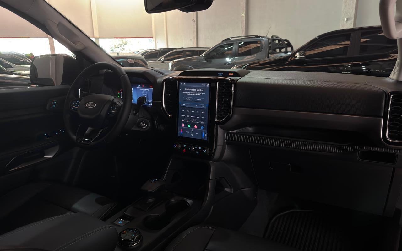 imagem-https://www.socarrao.com.br/sc-vehicle-images-prod/3148470/1786461679077-V2hhdHNBcHAgSW1hZ2UgMjAyNi0wOC0xMSBhdCAxMC4yMy4yOCAoNCkuanBlZw.jpeg