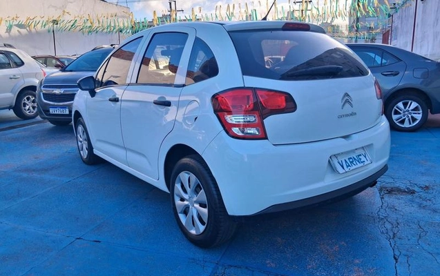 imagem-https://www.socarrao.com.br/sc-vehicle-images-prod/3148548/1788982352484-8367931_7_B_9221aca070.jpeg