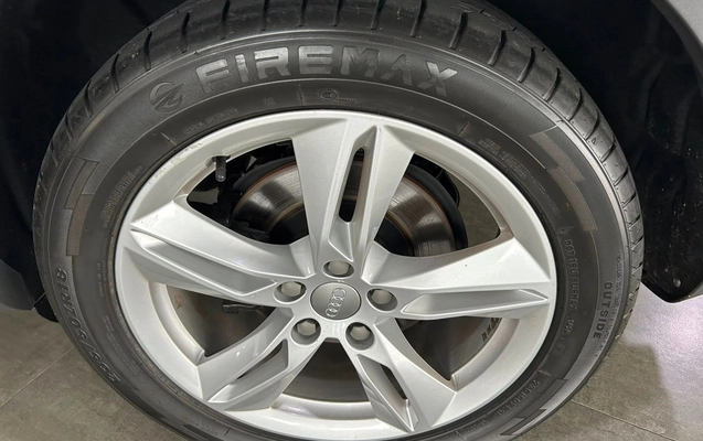 imagem-https://www.socarrao.com.br/sc-vehicle-images-prod/3148551/1786462884602-ad9046030a964136b4fd0b46eab35aad_1786462840093.jpg