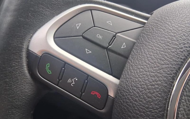imagem-https://www.socarrao.com.br/sc-vehicle-images-prod/3148602/1789483348367-8365969_18_B_8fba207001.jpeg