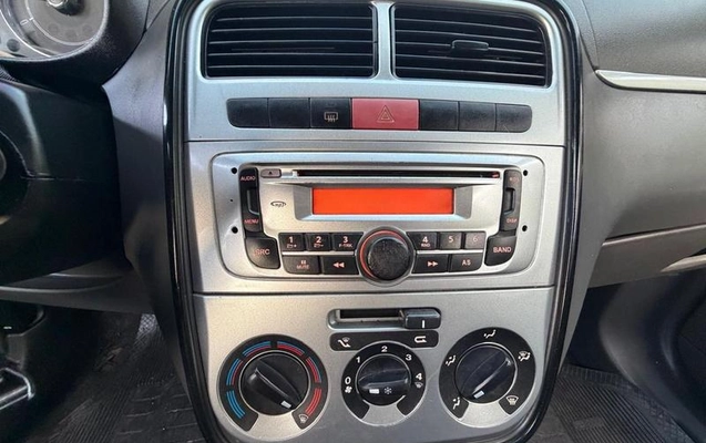 imagem-https://www.socarrao.com.br/sc-vehicle-images-prod/3148604/1787864603182-8366480_15_B_7d92ac6558.jpeg