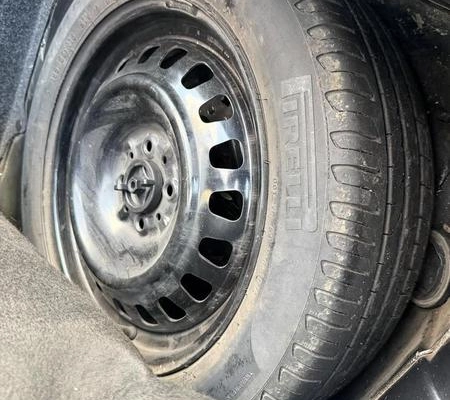 imagem-https://www.socarrao.com.br/sc-vehicle-images-prod/3148604/1787864603197-8366480_17_B_28cec015d3.jpeg