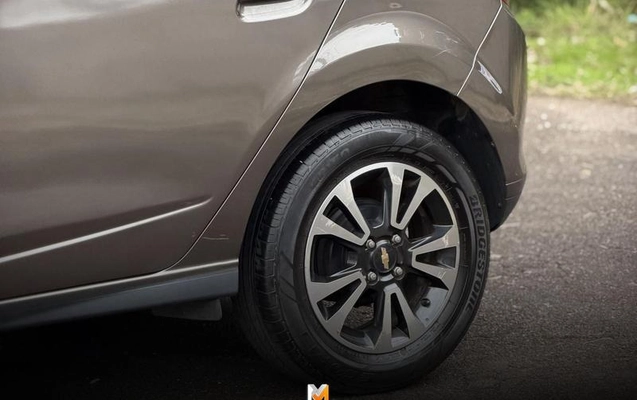 imagem-https://www.socarrao.com.br/sc-vehicle-images-prod/3148757/1788981156168-8133336_5_B_58bec11636.jpeg