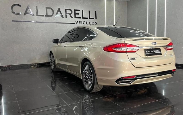 imagem-https://www.socarrao.com.br/sc-vehicle-images-prod/3148788/1788524541718-8368060_4_B_9ca1164b4c.jpeg