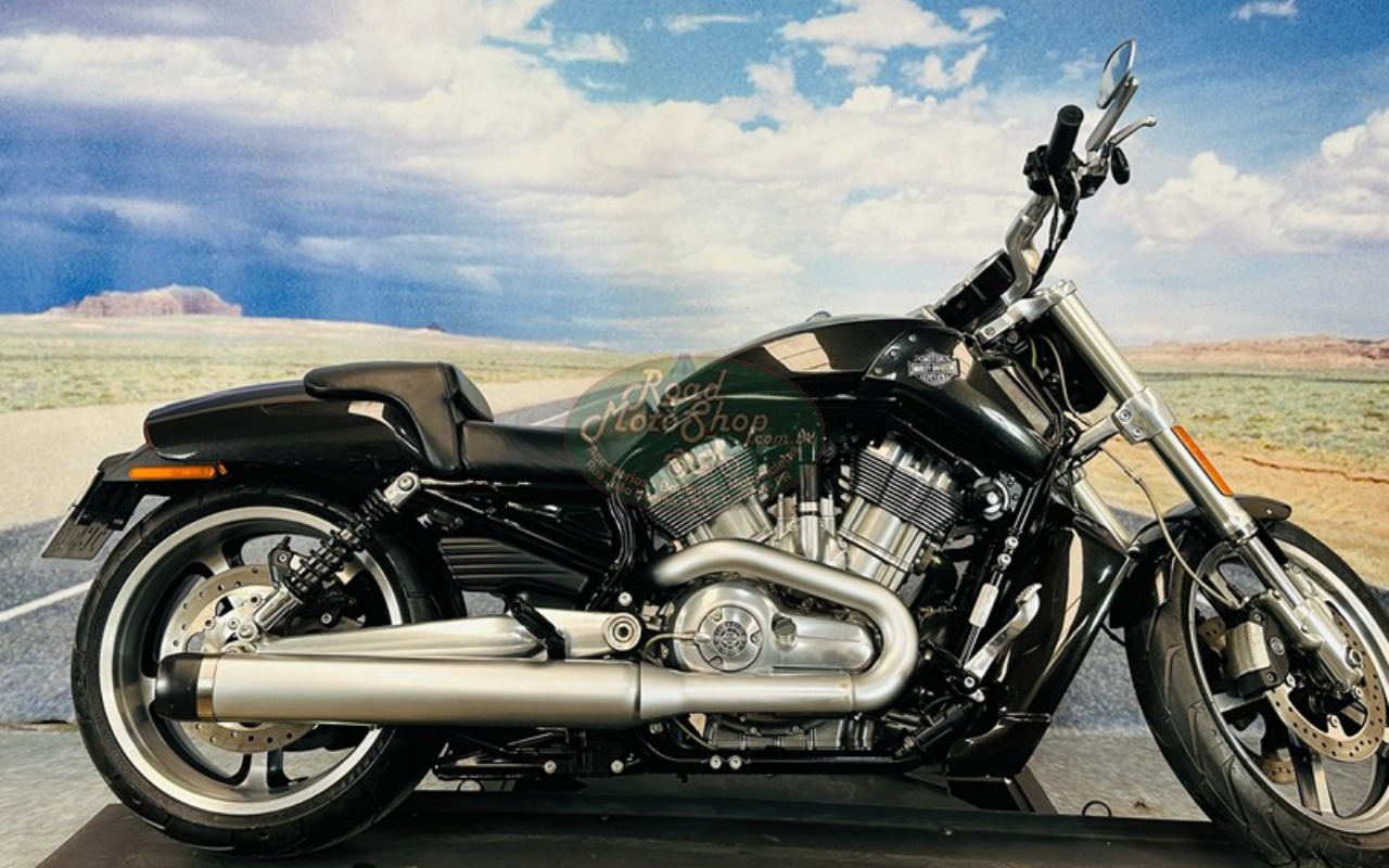 HARLEY-DAVIDSON V-ROD 1250cc MUSCLE VRSCF  na cor Preto em Curitiba / PR - 3148927
