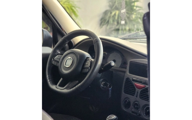 imagem-https://www.socarrao.com.br/sc-vehicle-images-prod/3149063/1786466576152-1_013000.jpg