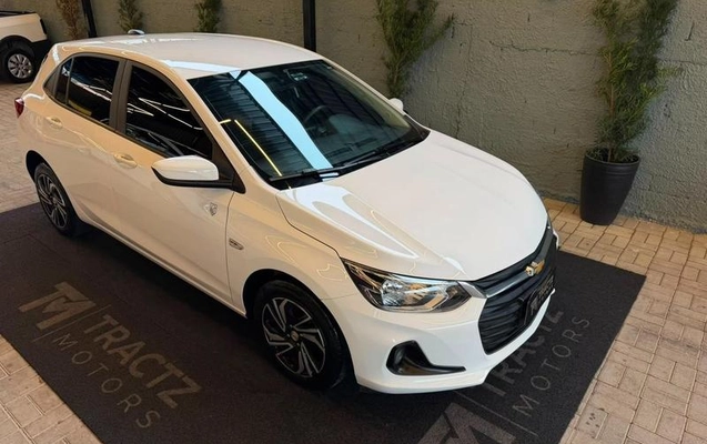 imagem-https://www.socarrao.com.br/sc-vehicle-images-prod/3149137/1790100215404-8364766_7_B_c238a86810.jpeg