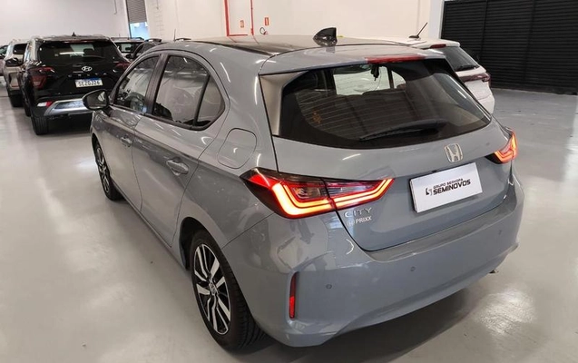 imagem-https://www.socarrao.com.br/sc-vehicle-images-prod/3149215/1788451320136-8368567_7_B_0bc807dd0d.jpeg