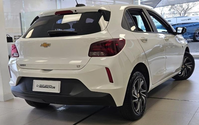 imagem-https://www.socarrao.com.br/sc-vehicle-images-prod/3149347/1788543722959-8368587_4_B_9a4e3fadcc.jpeg