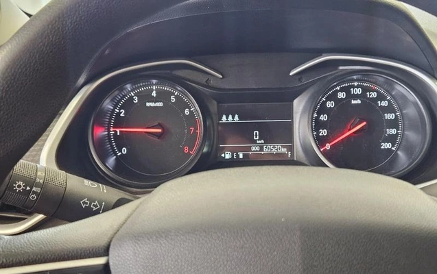 imagem-https://www.socarrao.com.br/sc-vehicle-images-prod/3149347/1788543723021-8368587_10_B_2417f76e73.jpeg