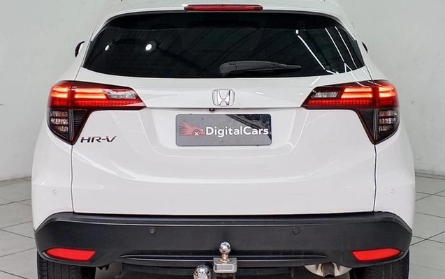 imagem-https://www.socarrao.com.br/sc-vehicle-images-prod/3149552/1787413382785-8368606_14_B_74151b8c94.jpeg