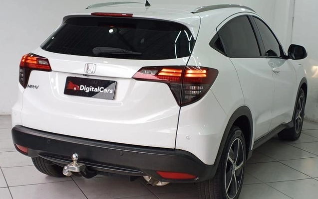 imagem-https://www.socarrao.com.br/sc-vehicle-images-prod/3149552/1787413382785-8368606_9_B_e752b42f38.jpeg