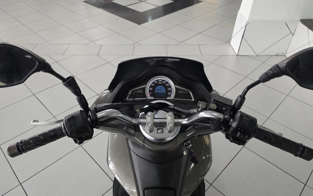 imagem-https://www.socarrao.com.br/sc-vehicle-images-prod/3149657/1786467935363-1_020009.jpg